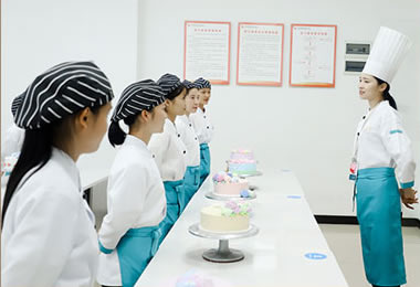 ģ��ǿ��ʵѵ�׶δ��