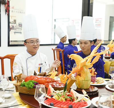 һ��һ��ʵ�ٽ�ѧ