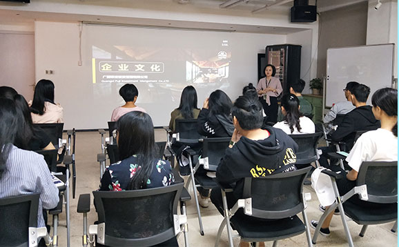 ������ѵѧУ